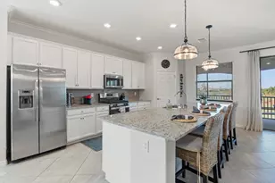 18113 Gawthrop Dr, Lakewood Ranch, FL 34211 - Photo 9