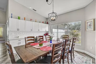 4427 Highland Oaks Circle, Sarasota, FL 34235 - Photo 9
