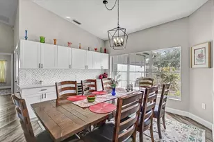 4427 Highland Oaks Cir, Sarasota, FL 34235 - Photo 9