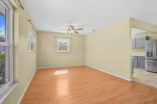 4208 35th St W, Bradenton, FL 34205 - Photo 9