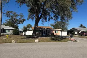 733 Laurel Ave, Venice, FL 34285 - Photo 5