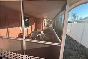 733 Laurel Ave, Venice, FL 34285 - Photo 7