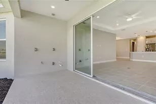 16139 Isola Pl, Bradenton, FL 34211 - Photo 13