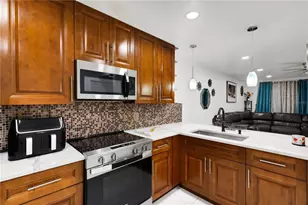 2634 N Dr Martin Luther King Way, Sarasota, FL 34234 - Photo 13