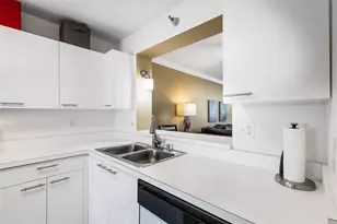 3980 Ironwood Cir, Bradenton, FL 34209 - Photo 9