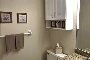 7193 W Country Club Dr N, Sarasota, FL 34243 - Photo 19