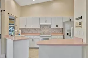 4851 Wood Pointe Wy, Sarasota, FL 34233 - Photo 13