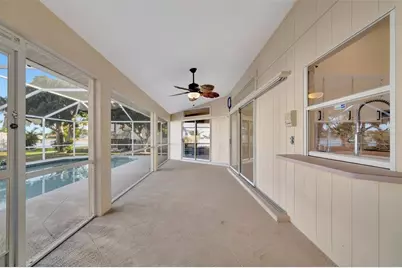 4851 Wood Pointe Way, Sarasota, FL 34233 - Photo 15