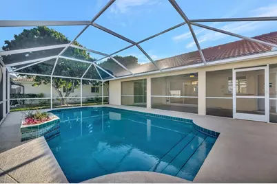 4851 Wood Pointe Way, Sarasota, FL 34233 - Photo 17