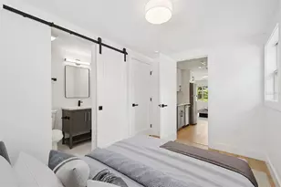 2655 Bay St, Sarasota, FL 34237 - Photo 23