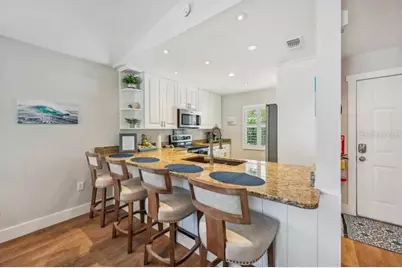 2051 Roselawn Street, Sarasota, FL 34231 - Photo 9