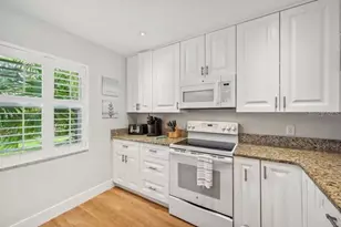 2051 Roselawn St, Sarasota, FL 34231 - Photo 41