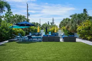 2051 Roselawn St, Sarasota, FL 34231 - Photo 71