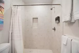 2051 Roselawn St, Sarasota, FL 34231 - Photo 27