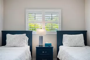 2051 Roselawn St, Sarasota, FL 34231 - Photo 59