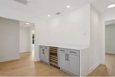 2655 Bay Street, Sarasota, FL 34237 - Photo 11