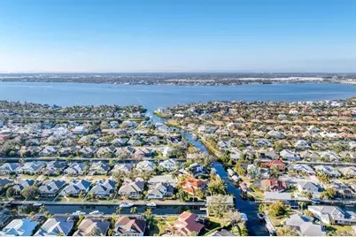 4627 Barracuda Drive, Bradenton, FL 34208 - Photo 9