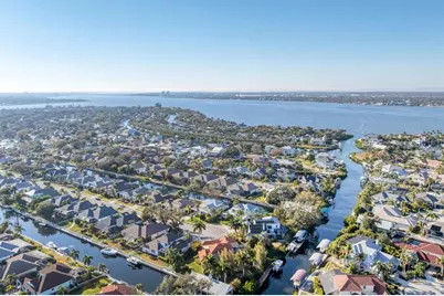 4627 Barracuda Drive, Bradenton, FL 34208 - Photo 3