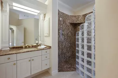 7908 Warwick Gardens Lane, University Park, FL 34201 - Photo 29