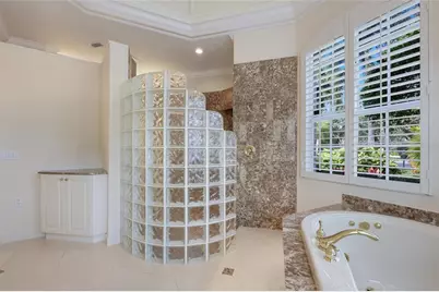 7908 Warwick Gardens Lane, University Park, FL 34201 - Photo 31