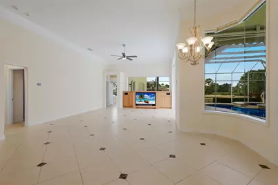 7908 Warwick Gardens Lane, University Park, FL 34201 - Photo 13