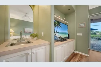 9447 Forest Hills Circle, Sarasota, FL 34238 - Photo 19