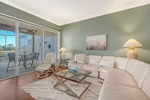 9447 Forest Hills Cir, Sarasota, FL 34238 - Photo 17