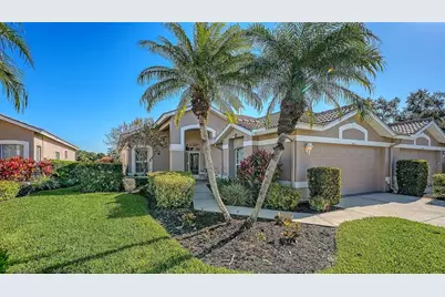 9447 Forest Hills Circle, Sarasota, FL 34238 - Photo 3
