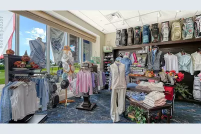 9447 Forest Hills Circle, Sarasota, FL 34238 - Photo 65