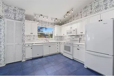 5744 Antibes Street #3059, Sarasota, FL 34233 - Photo 11