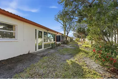 5744 Antibes Street #3059, Sarasota, FL 34233 - Photo 21