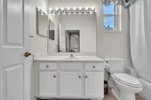 7626 Desert Inn Way, Lakewood Ranch, FL 34202 - Photo 41