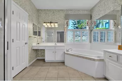 7626 Desert Inn Way, Lakewood Ranch, FL 34202 - Photo 27