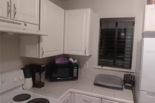 85 SE 16th Ave, Gainesville, FL 32601 - Photo 13