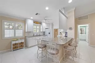 7772 Camminare Dr, Sarasota, FL 34238 - Photo 5