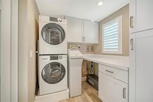 6140 Midnight Pass Rd, Sarasota, FL 34242 - Photo 33