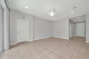 4654 Woodbrook Dr, Sarasota, FL 34243 - Photo 3