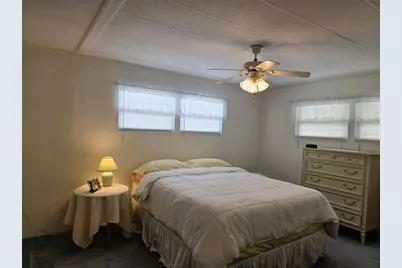 3225 Sweet Gum Terrace, Sarasota, FL 34237 - Photo 17