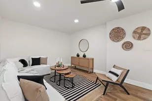 2535 Floyd St, Sarasota, FL 34239 - Photo 9