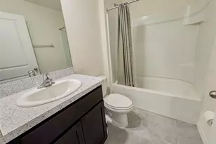 5018 Granite Dust Pl, Palmetto, FL 34221 - Photo 7