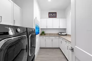 8493 Pavia Way, Lakewood Ranch, FL 34202 - Photo 61