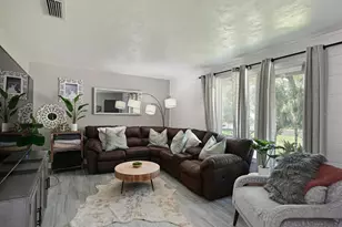 3307 3rd Ave W, Bradenton, FL 34205 - Photo 3