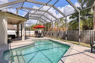 6813 Short Creek Ln, Sarasota, FL 34240 - Photo 3