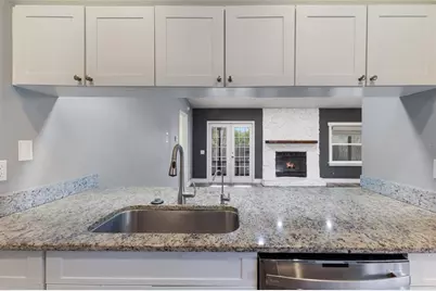 8034 56th Court E, Palmetto, FL 34221 - Photo 13