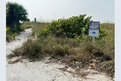 420 Firehouse Court #10, Longboat Key, FL 34228 - Photo 17