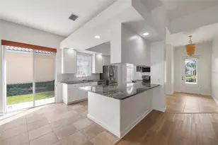 5779 Wilena Pl, Sarasota, FL 34238 - Photo 5