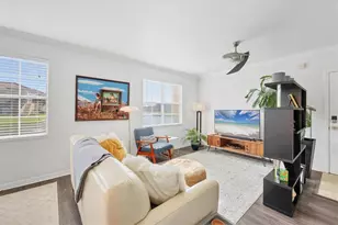 2950 Viscaya Pl, Sarasota, FL 34237 - Photo 5