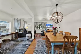 911 29th St N, Saint Petersburg, FL 33713 - Photo 7