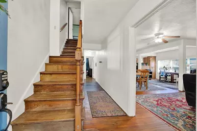 911 29th Street N, Saint Petersburg, FL 33713 - Photo 3