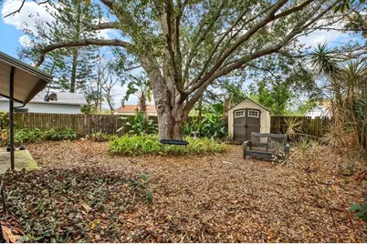 911 29th Street N, Saint Petersburg, FL 33713 - Photo 27